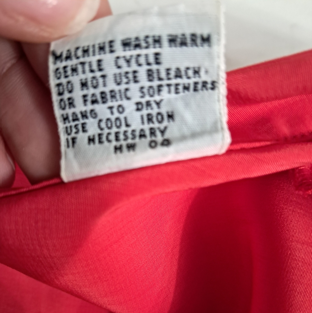 Elegant Red Women's Blouse - Picture 13 of 13